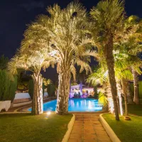 las-palmeras-costa-brava-sant-pere-pescador-jp7br