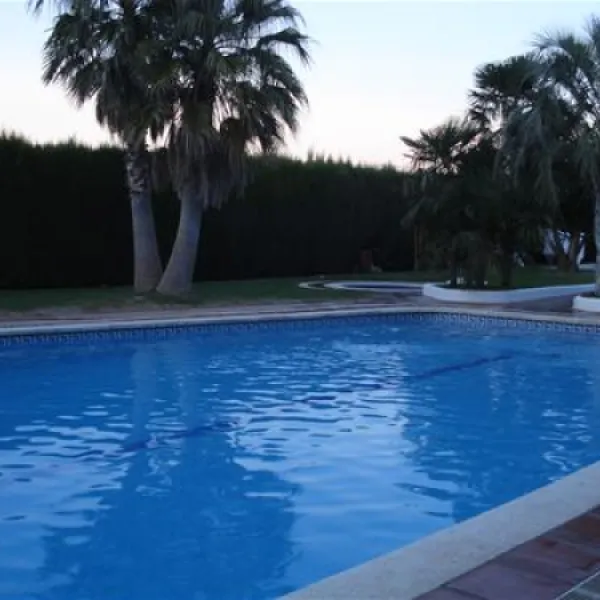 las-palmeras-costa-brava-sant-pere-pescador-z4bdm