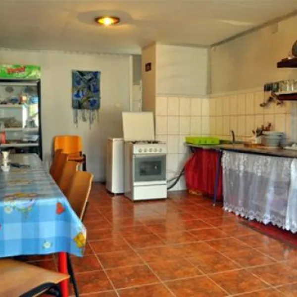 camping-murighioltwo-sturgeons-doi-sturioni-tulcea-murighiol-sxkrp
