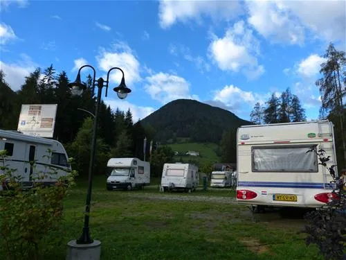 camping-gilfenklamm-racines-l4tng