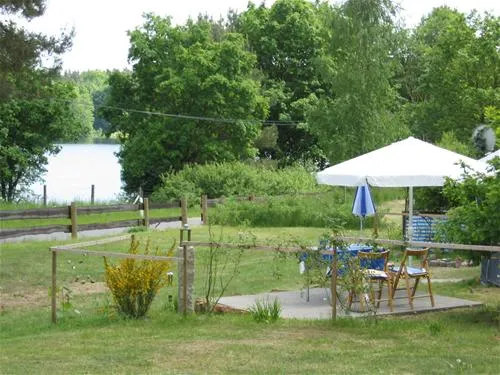 waldcamping-zethner-see-schwarz-b-mirow-w9cjr