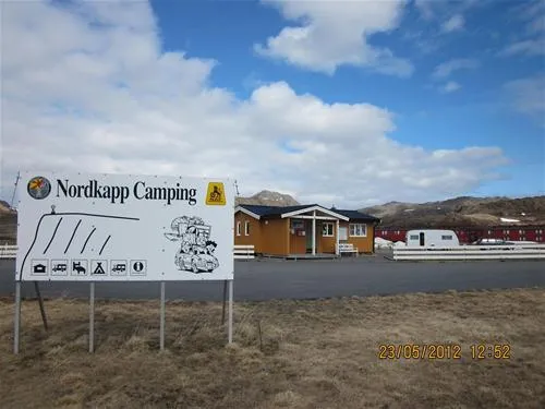 nordkapp-camping-skipsfjord-7nkbp