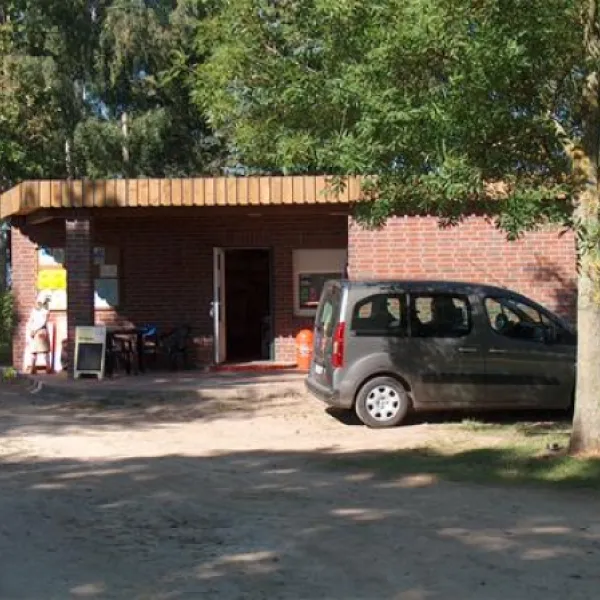 camping-und-wohnmobilpark-sommersdorf-sommersdorf-4wcks