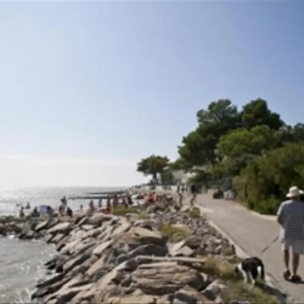camping-le-village-de-la-mer-les-moutiers-en-retz-pehyu