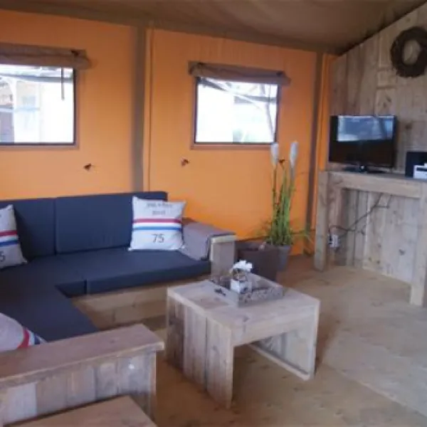 camping-duin-en-strand-scharendijke-j8ifa
