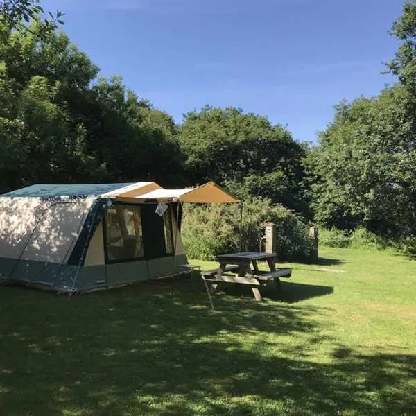 llys-derwen-caravan-campsite-caernarfon-gwynedd-3mtx4