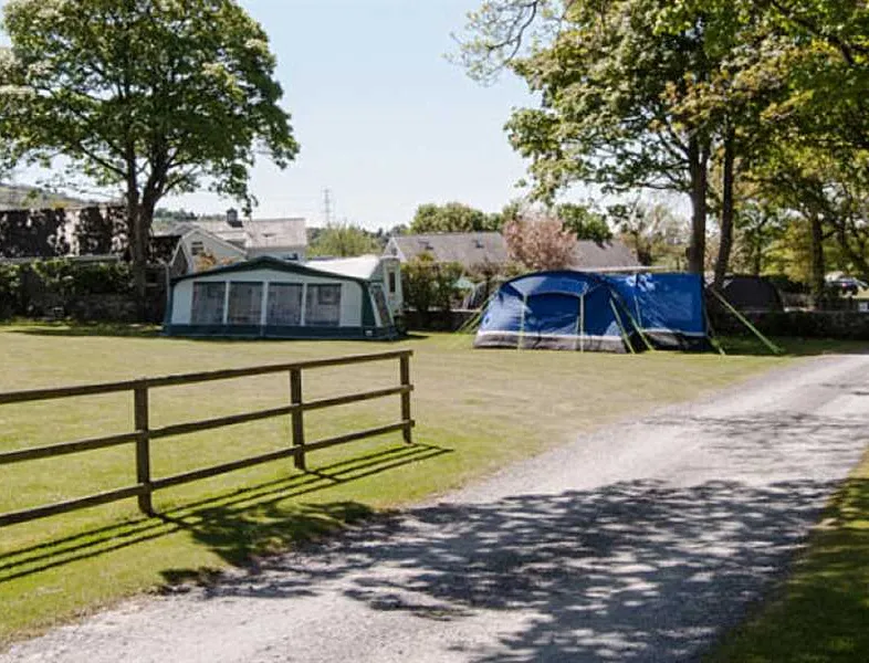 llys-derwen-caravan-campsite-caernarfon-gwynedd-orx8d