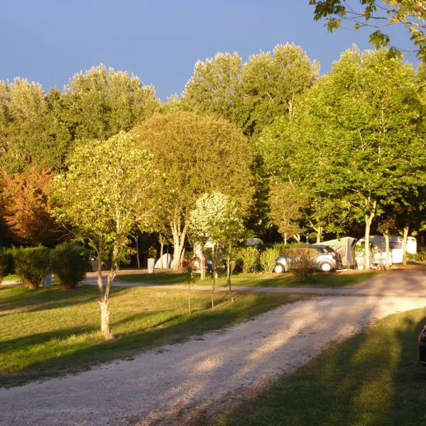 departemental-lepine-aux-moines-geraudot-zy4oj