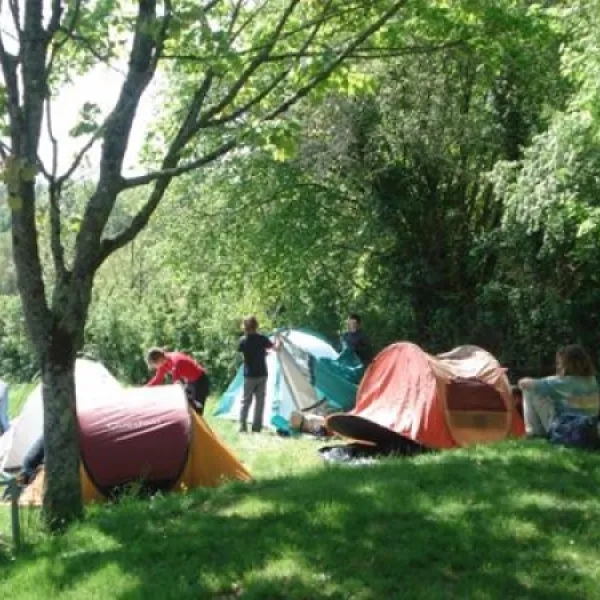 la-base-de-loisirs-du-lambon-celles-sur-belle-ne9mg