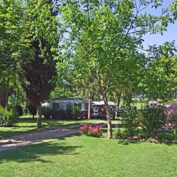 camping-les-prs-var-6ehy7