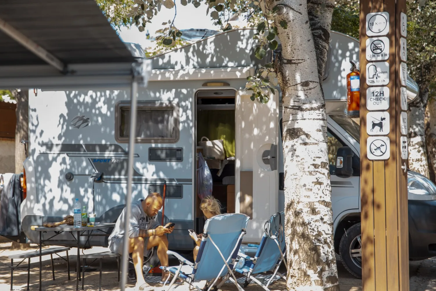 camping-joncar-mar-roses-raqgh