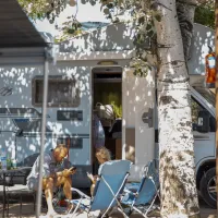 camping-joncar-mar-roses-raqgh