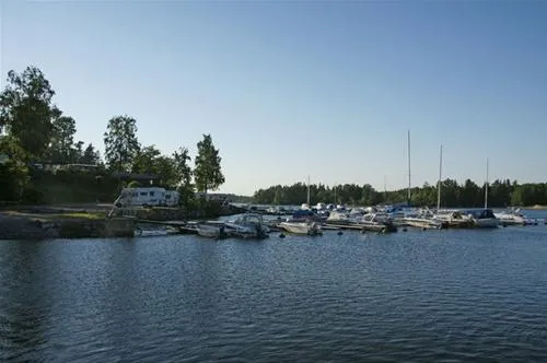 grisslehamns-husvagnscamping-grisslehamn-ejb4m