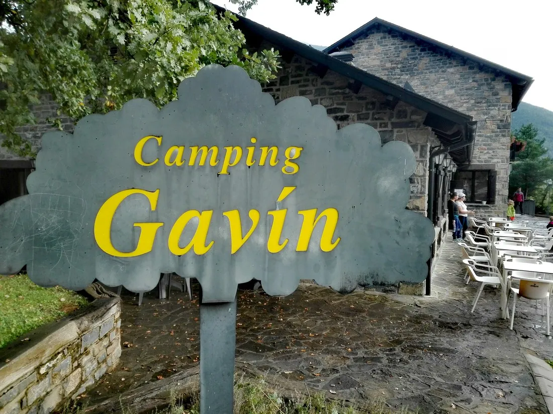 gavin-gavin-wxnuh