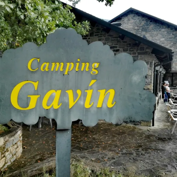 gavin-gavin-wxnuh