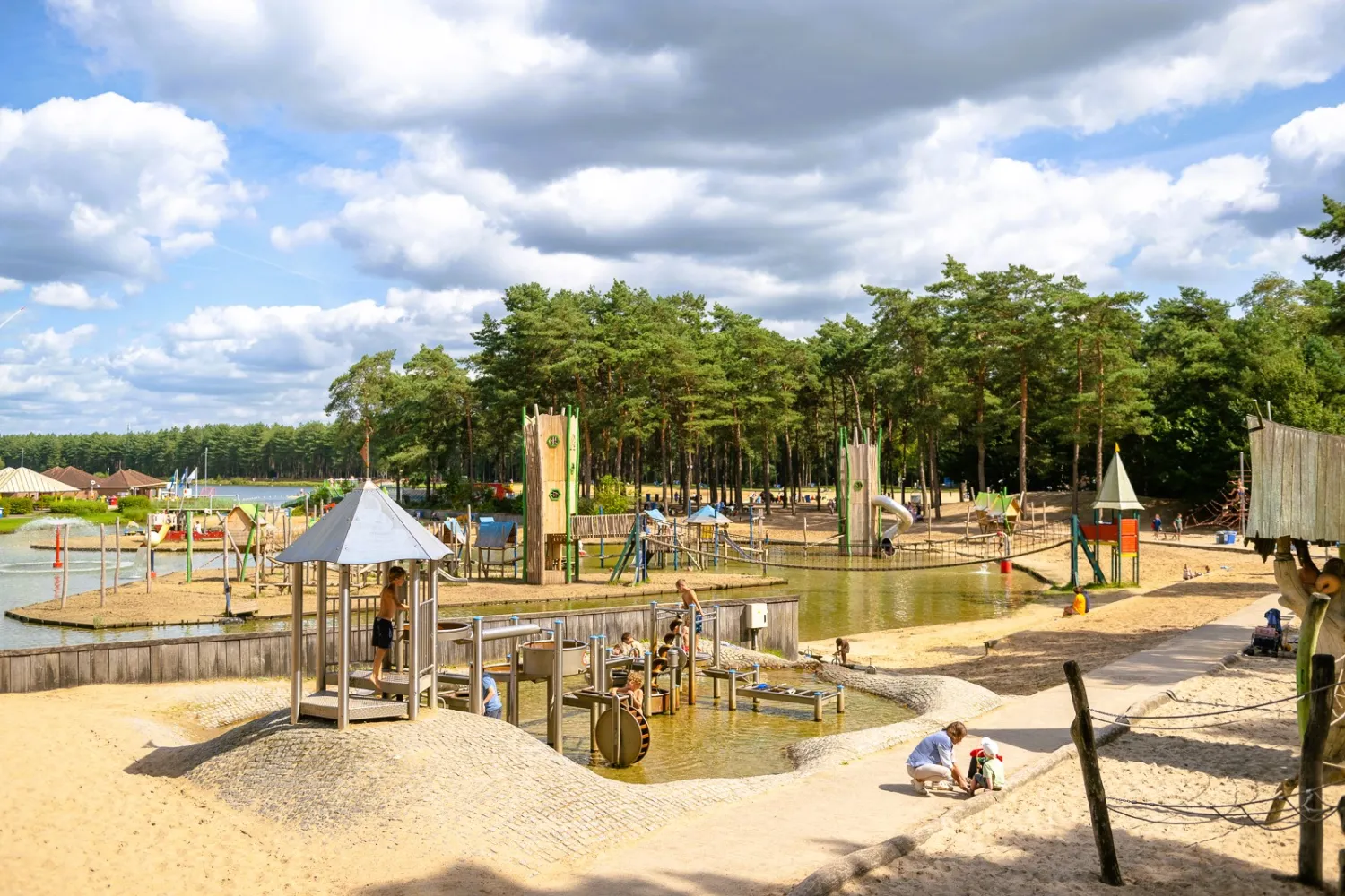 07 Camping De Lilse Bergen Playground
