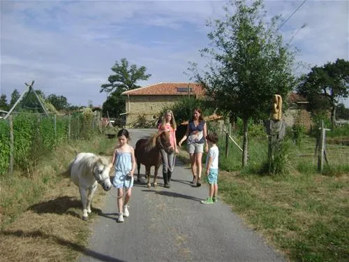 camping-le-douvet-suris-as3ij