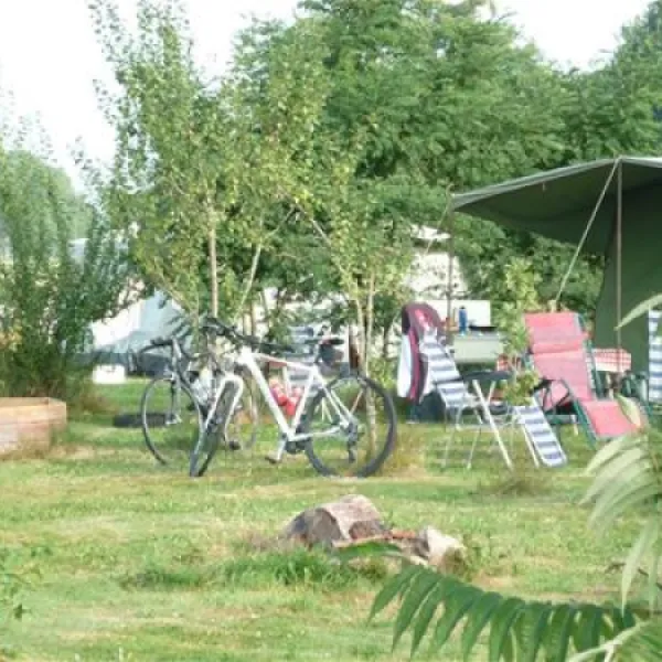camping-le-douvet-suris-nlrhz