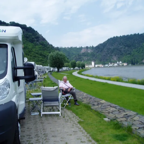 camping-loreleyblick-st-goar-j6ops