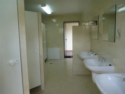 camping-wok-warszawa-warszawa-h7yql