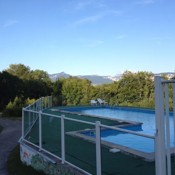 le-balcon-de-chartreuse-miribel-les-echelles-a7v9h
