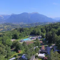 le-balcon-de-chartreuse-miribel-les-echelles-ylbvy