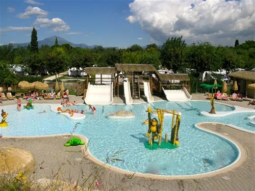 campeggio-piani-di-clodia-lazise-sul-garda-84xo8