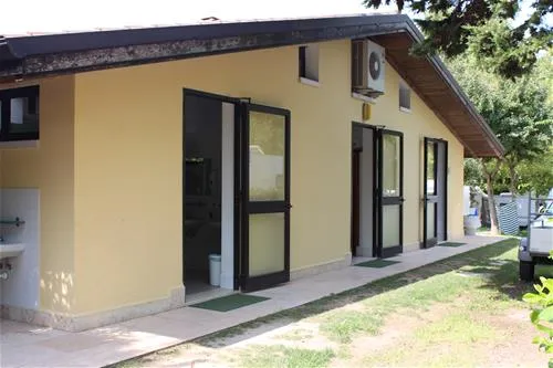 campeggio-piani-di-clodia-lazise-sul-garda-iq94k