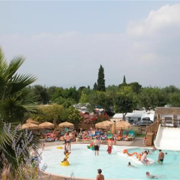 campeggio-piani-di-clodia-lazise-sul-garda-klolv