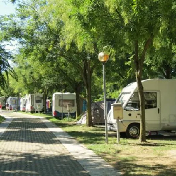 campeggio-piani-di-clodia-lazise-sul-garda-kqewc