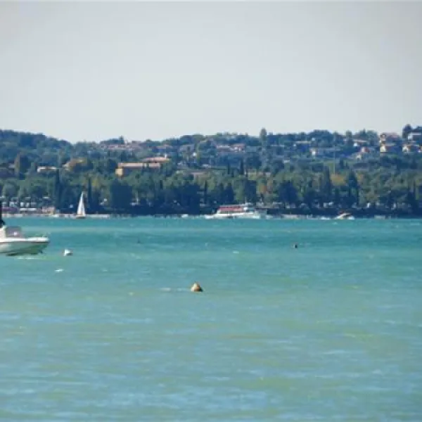 campeggio-piani-di-clodia-lazise-sul-garda-pu1ob