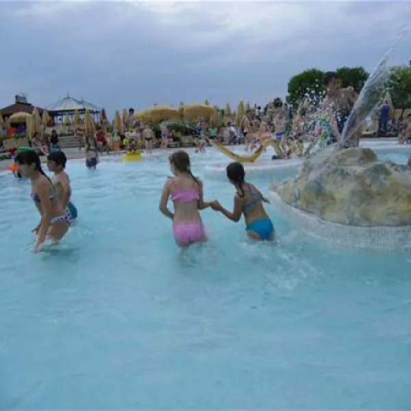 campeggio-piani-di-clodia-lazise-sul-garda-rgedw