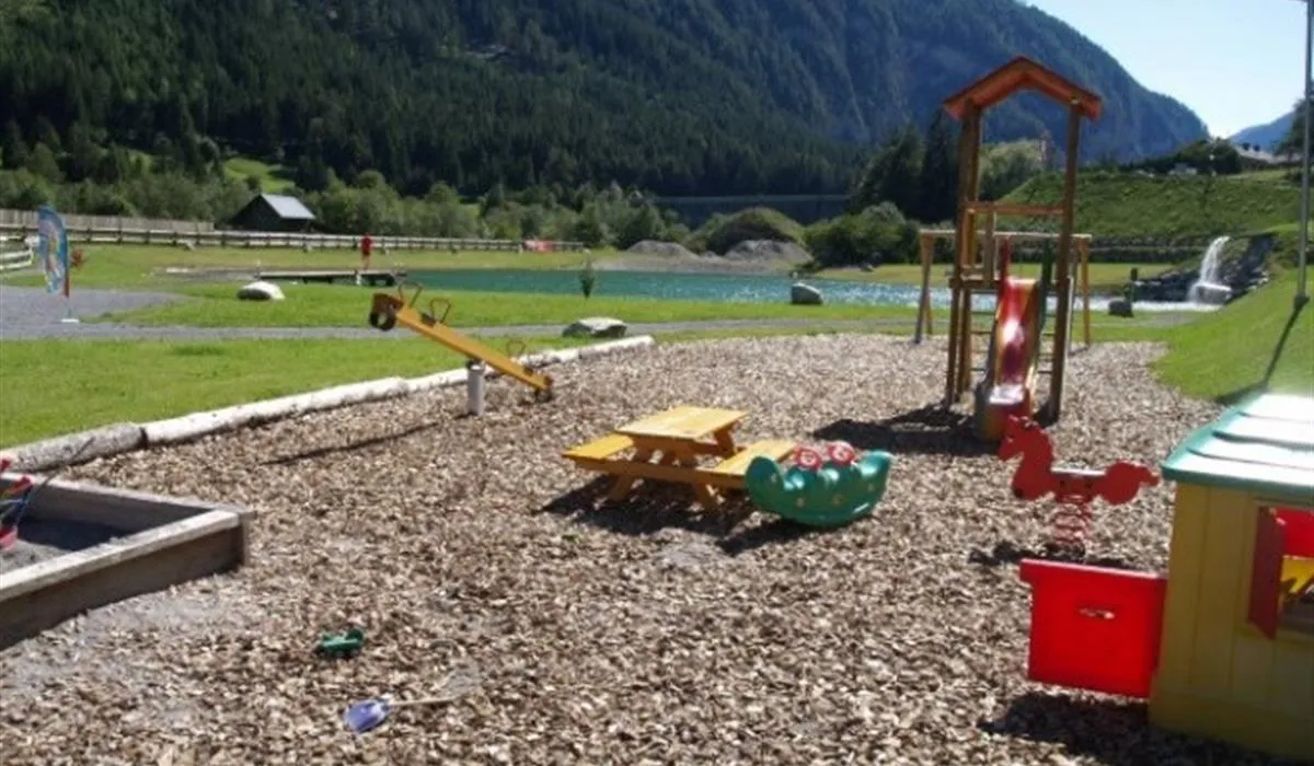 camping-via-claudiasee-pfunds-aoybd