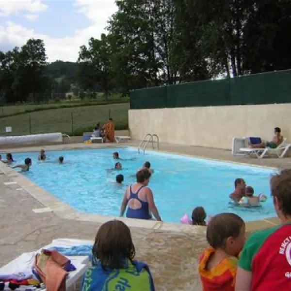 camping-les-narcisses-saint-clment-de-valorgue-vdysx