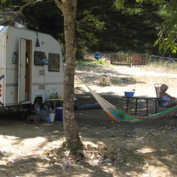 camping-truggia-lopigna-nwjeo