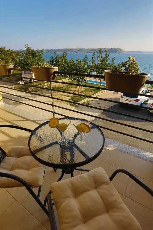 odmoree-camping--hostel-razanac-3hjqv