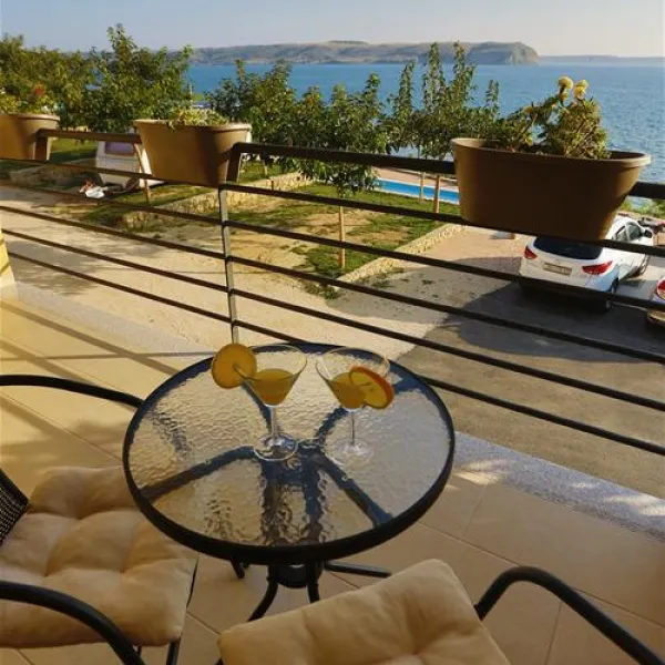 odmoree-camping--hostel-razanac-3hjqv