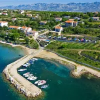 odmoree-camping--hostel-razanac-esytd