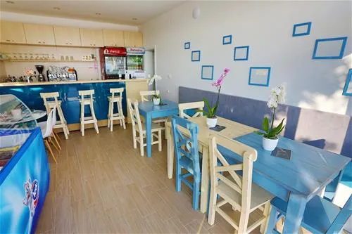 odmoree-camping--hostel-razanac-gkoa5
