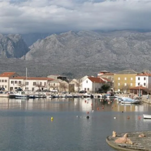odmoree-camping--hostel-razanac-zlxfg