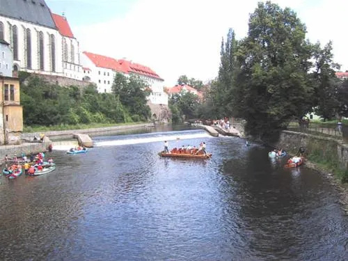 petraskuv-dvur-caravan-camp-cesk-krumlov-s0dav