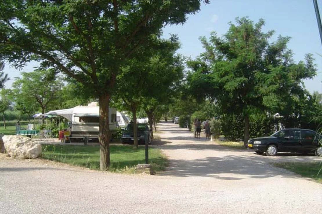 camping-les-argiles-merindol-g8djf