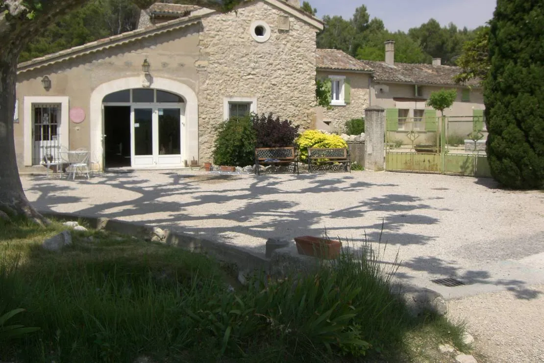camping-les-argiles-merindol-vgrlu