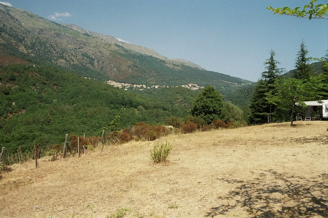 camping-aire-naturelle-la-ferme-de-peridundellu-venaco-8zxiz