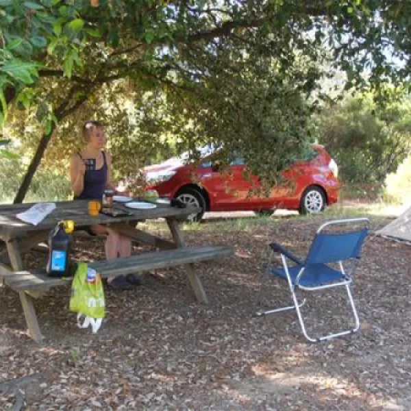 camping-aire-naturelle-la-ferme-de-peridundellu-venaco-pqpsa
