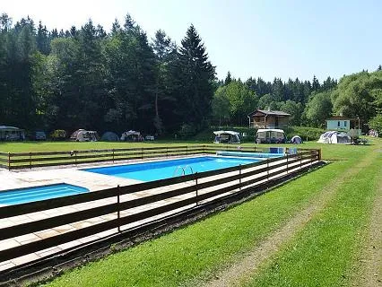 camping-kovarna-cervena-recice-jwigf