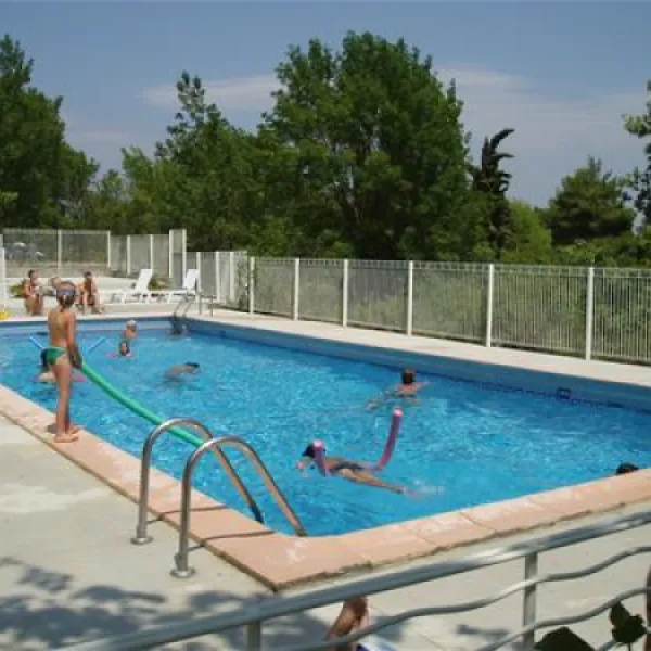 camping-das-pinhiers-villemoustaussou-amcqu
