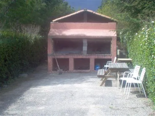 camping-das-pinhiers-villemoustaussou-ej2hu