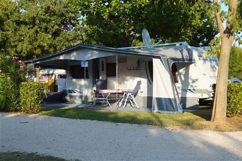 campeggio-fornella-s-felice-del-benaco-4rx5z