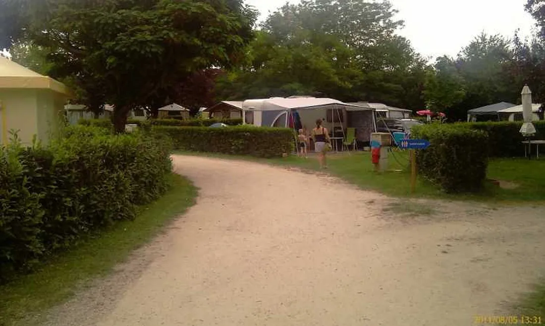 camping-le-chteau-drme-v746q